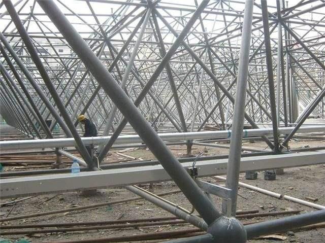 雅安盘点螺栓球网架对选材方面的4点要求